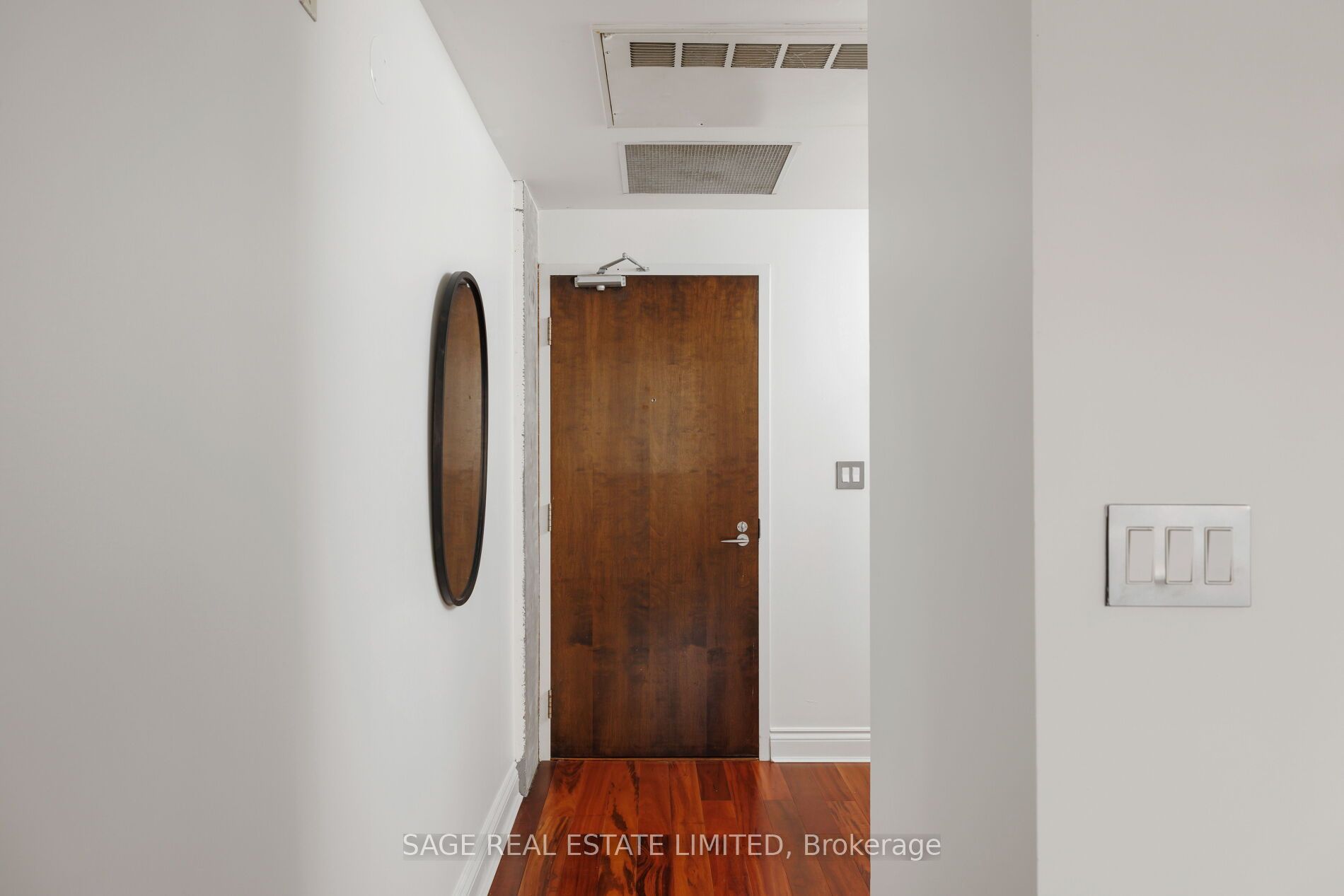 261 King Street E 402