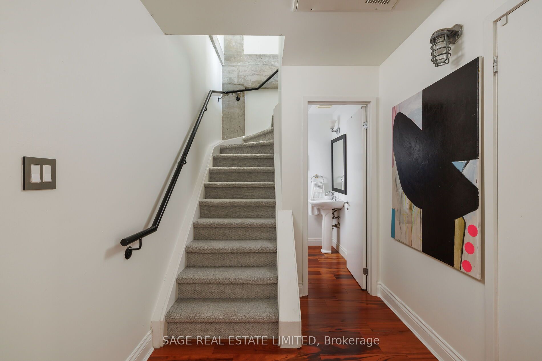 261 King Street E 402