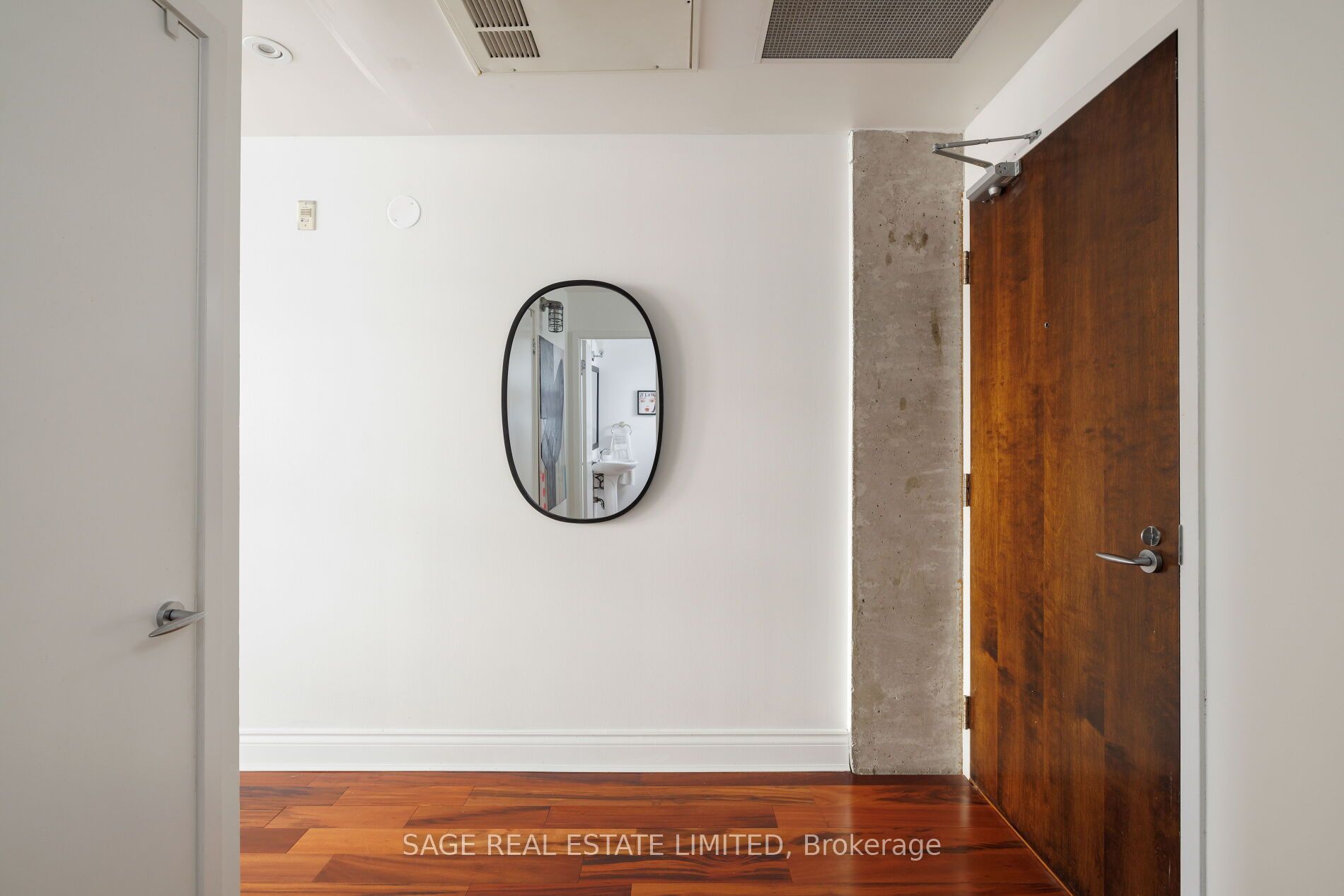 261 King Street E 402