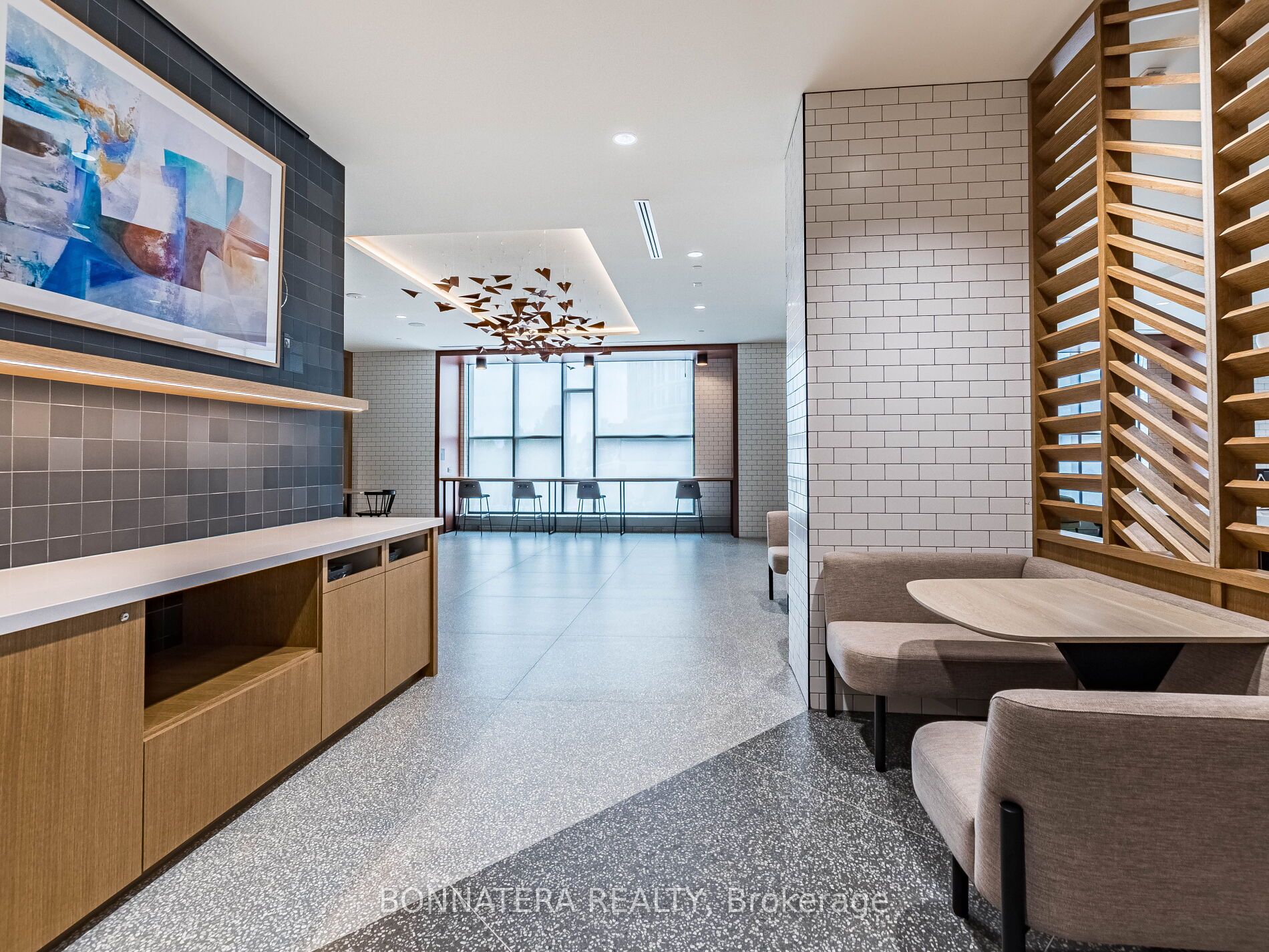 2495 Eglinton Avenue W 1002