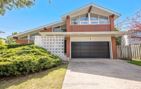 1550 Carletta Drive Mississauga ON L4X 1E3