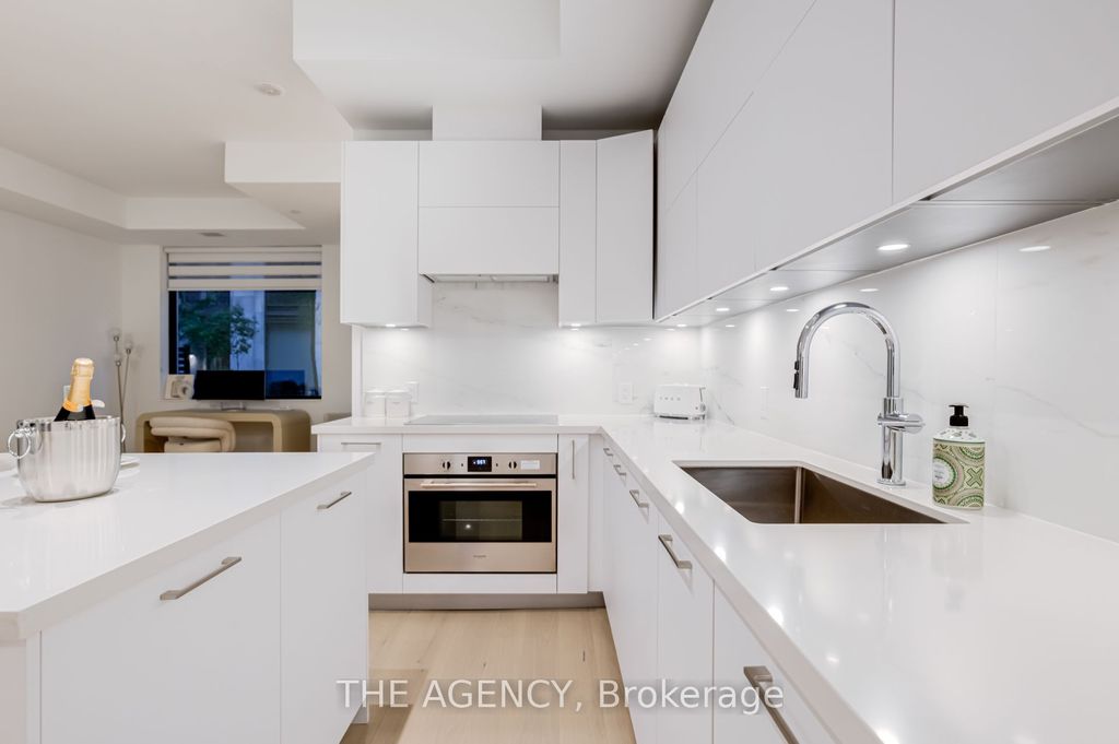 Photo of 33 Frederick Todd Way #TH05, Toronto, ON M4G 0C9 (MLS # C12472632)