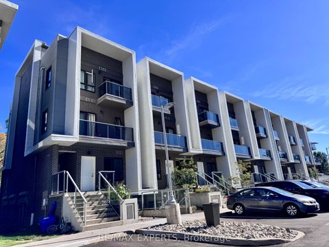 Photo of 1430 Highland Road #33A, Kitchener, ON N2N 0C3 (MLS # X12434083)