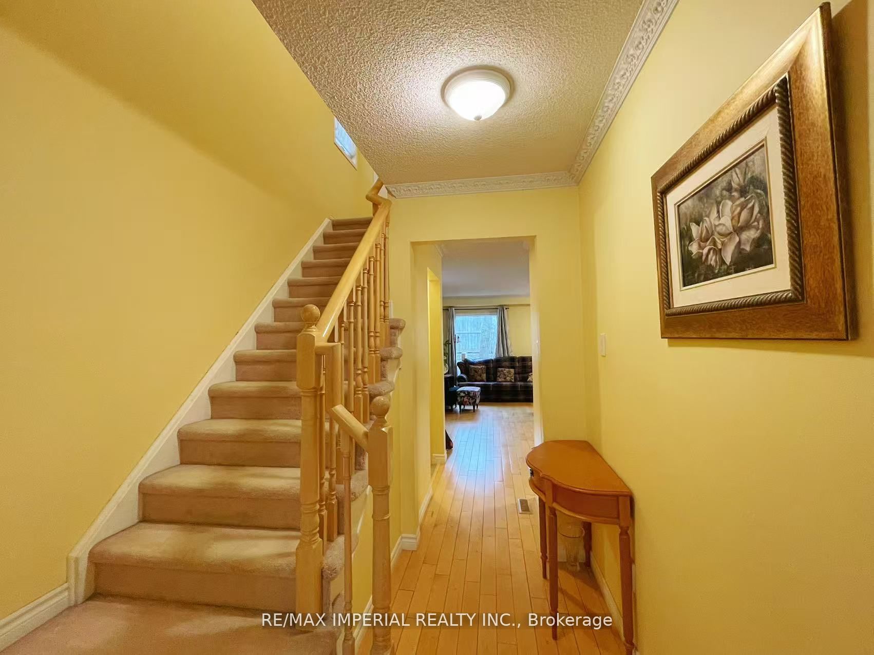 2955 Thomas Street 53, Upper Room 2