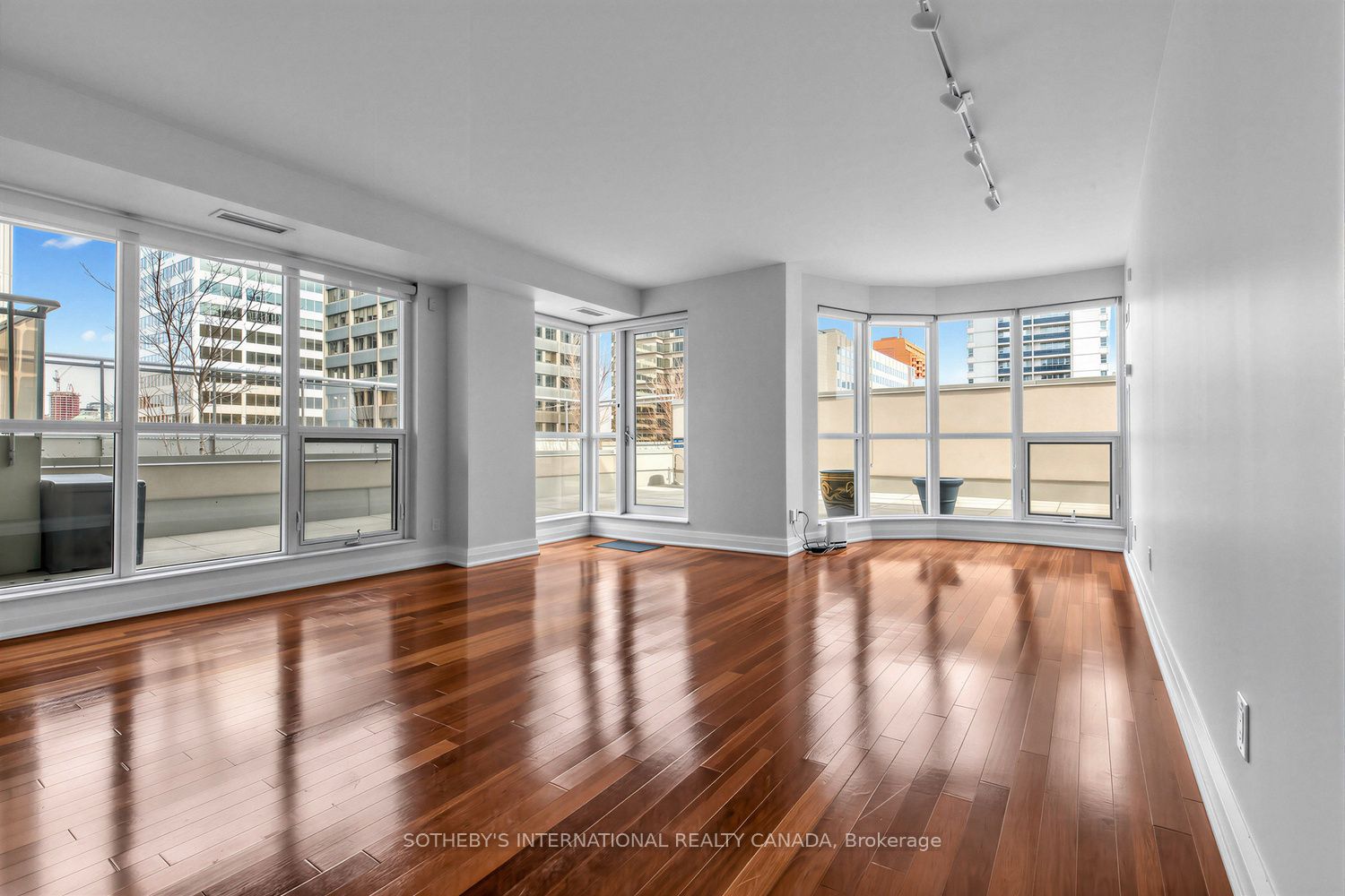 1430 Yonge Street 601