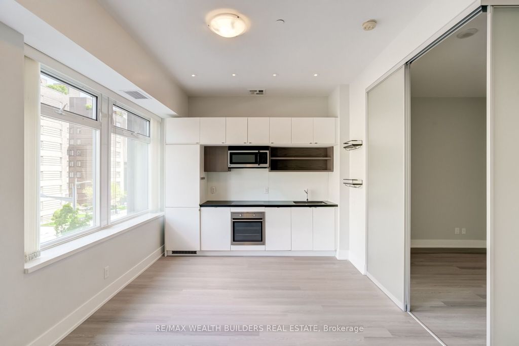 Photo of 111 St Clair Avenue W #328, Toronto, ON M4V 1N5 (MLS # C13207032)
