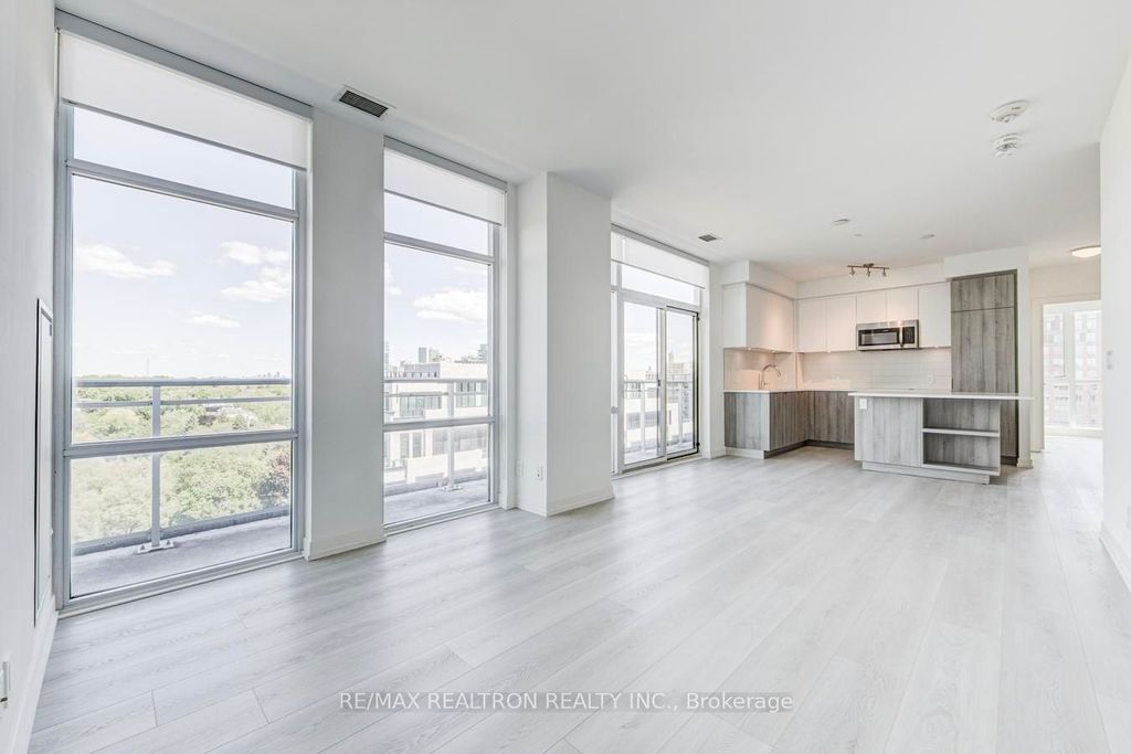 Photo of 223 St Clair Avenue W #1106, Toronto, ON M4V 0A5 (MLS # C13415086)
