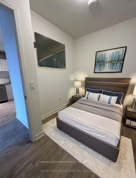 70 Princess Street 406