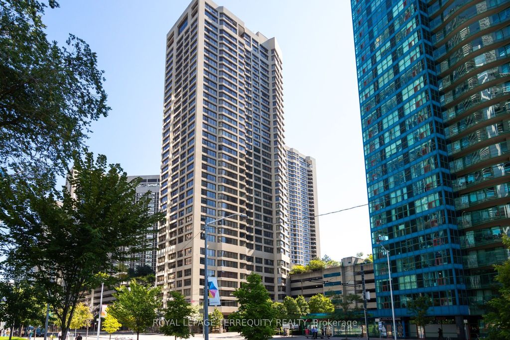 Photo of 55 Harbour Square #2311, Toronto, ON M5J 2L1 (MLS # C12415362)