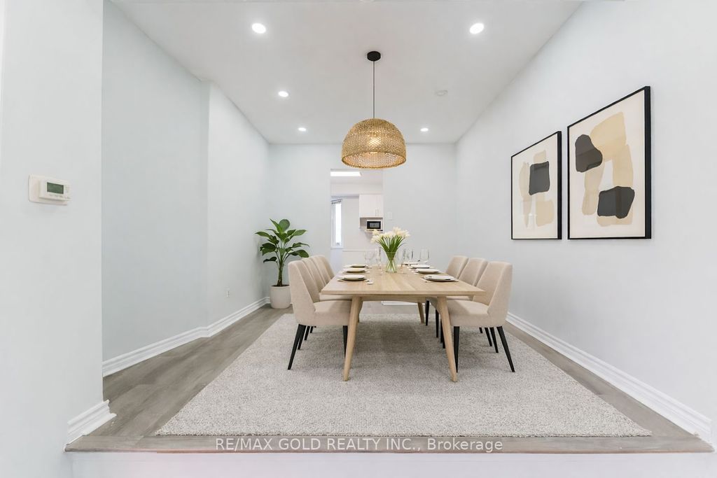 Photo of 16 Crawford Drive, Brampton, ON L6V 2C7 (MLS # W12867746)