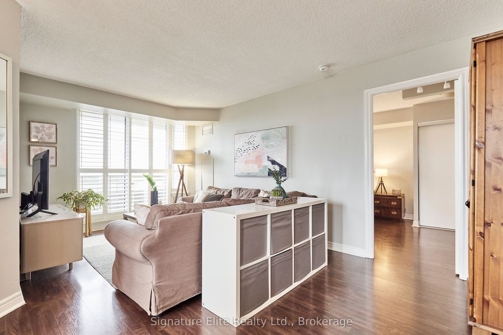 Photo of 1700 Eglinton Avenue E #1106, Toronto, ON M4A 2X4 (MLS # C12359143)