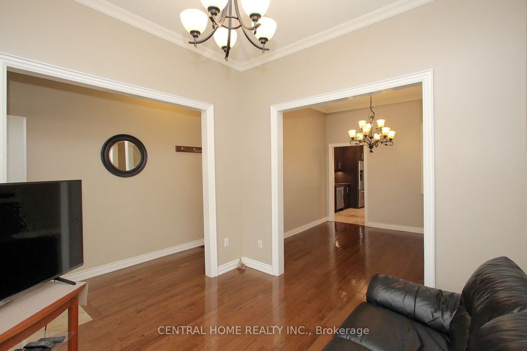 Photo of 106 Carlaw Avenue, Toronto, ON M4M 2R7 (MLS # E12284192)