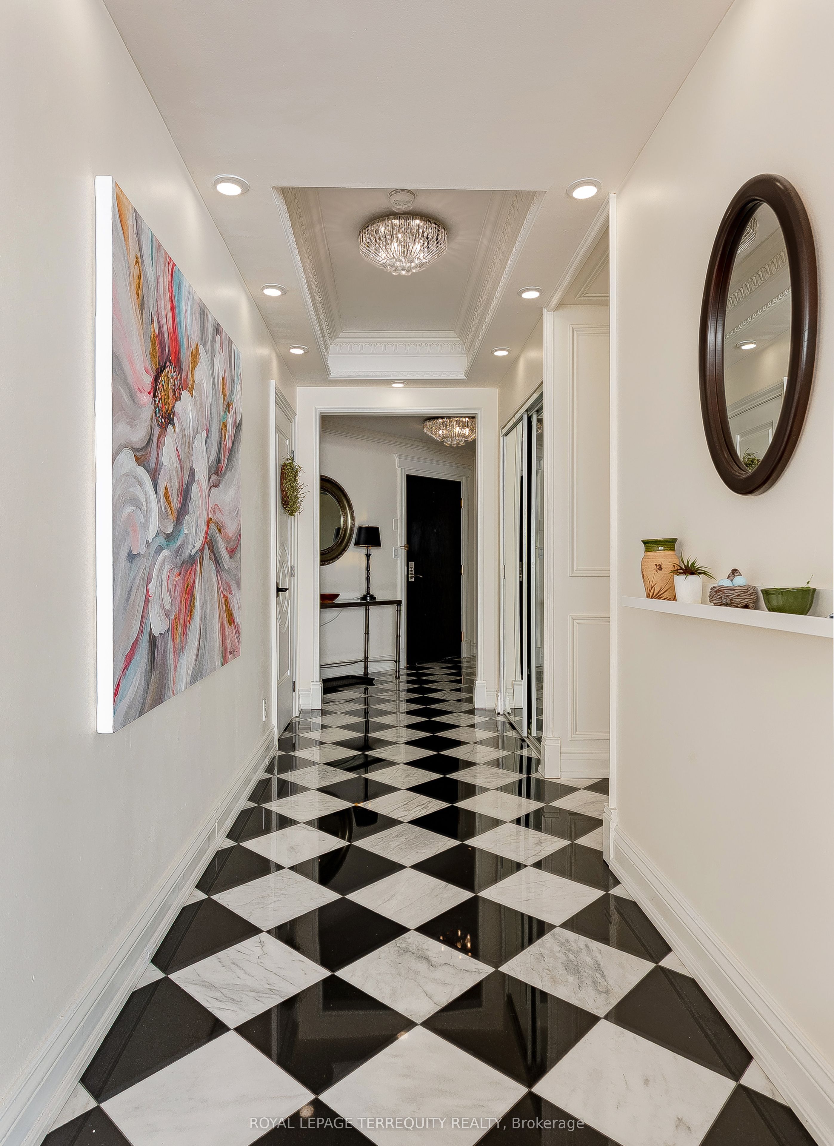 935 Royal York Road 407