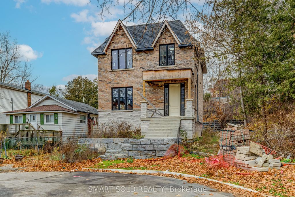 Photo of 4 Forty Third Street, Toronto, ON M8W 3P6 (MLS # W12581658)