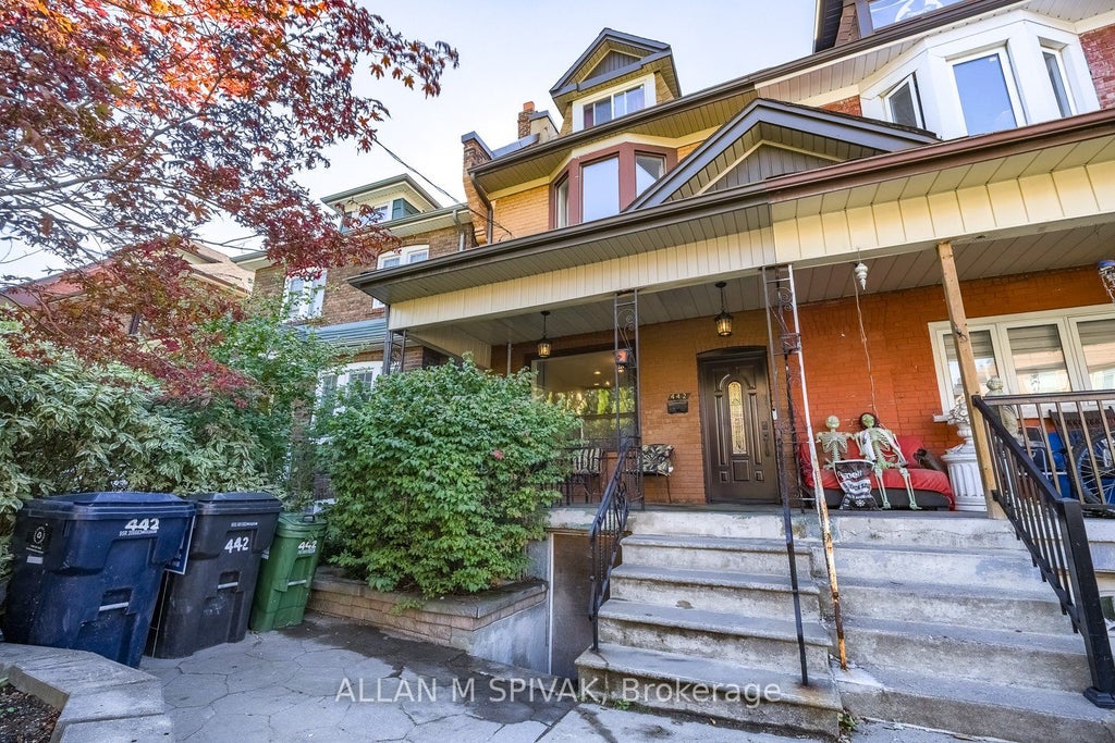 Photo of 442 Crawford Street, Toronto, ON M6G 3J6 (MLS # C13874640)