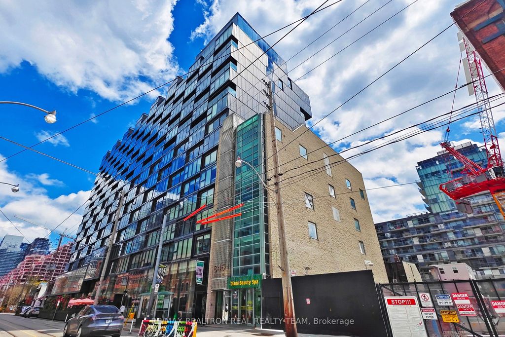 Photo of 629 King Street W #1316, Toronto, ON M5V 1M5 (MLS # C12374966)