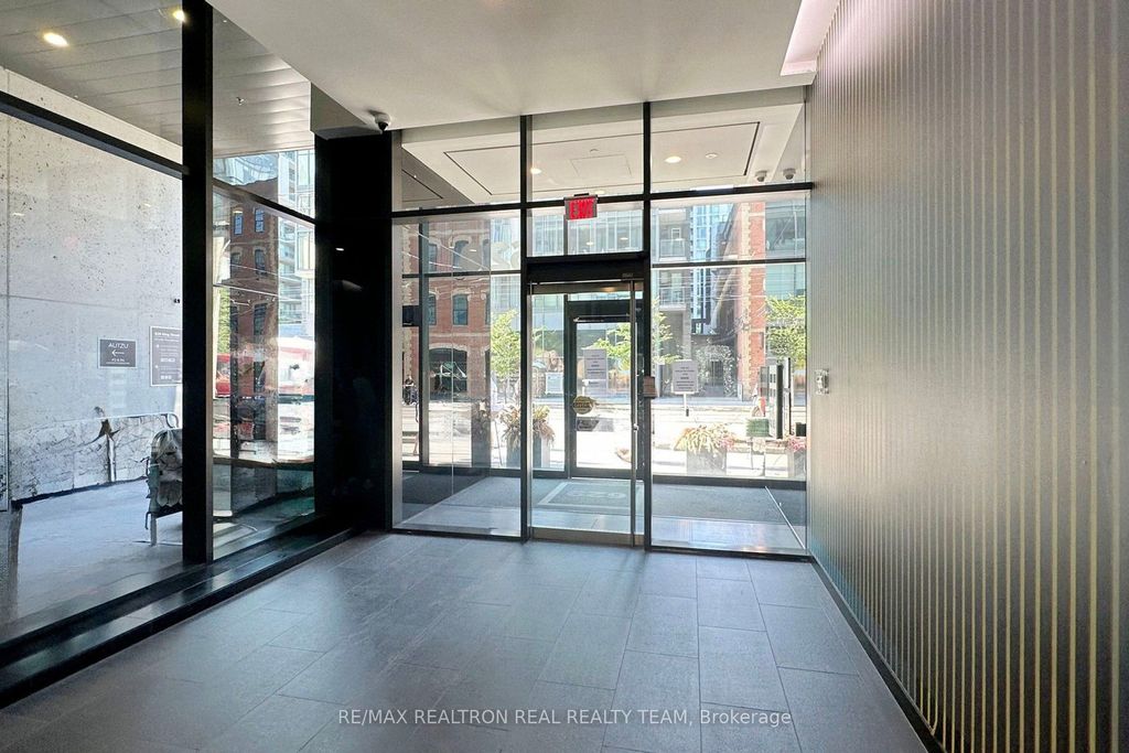 Photo of 629 King Street W #1316, Toronto, ON M5V 1M5 (MLS # C12374966)