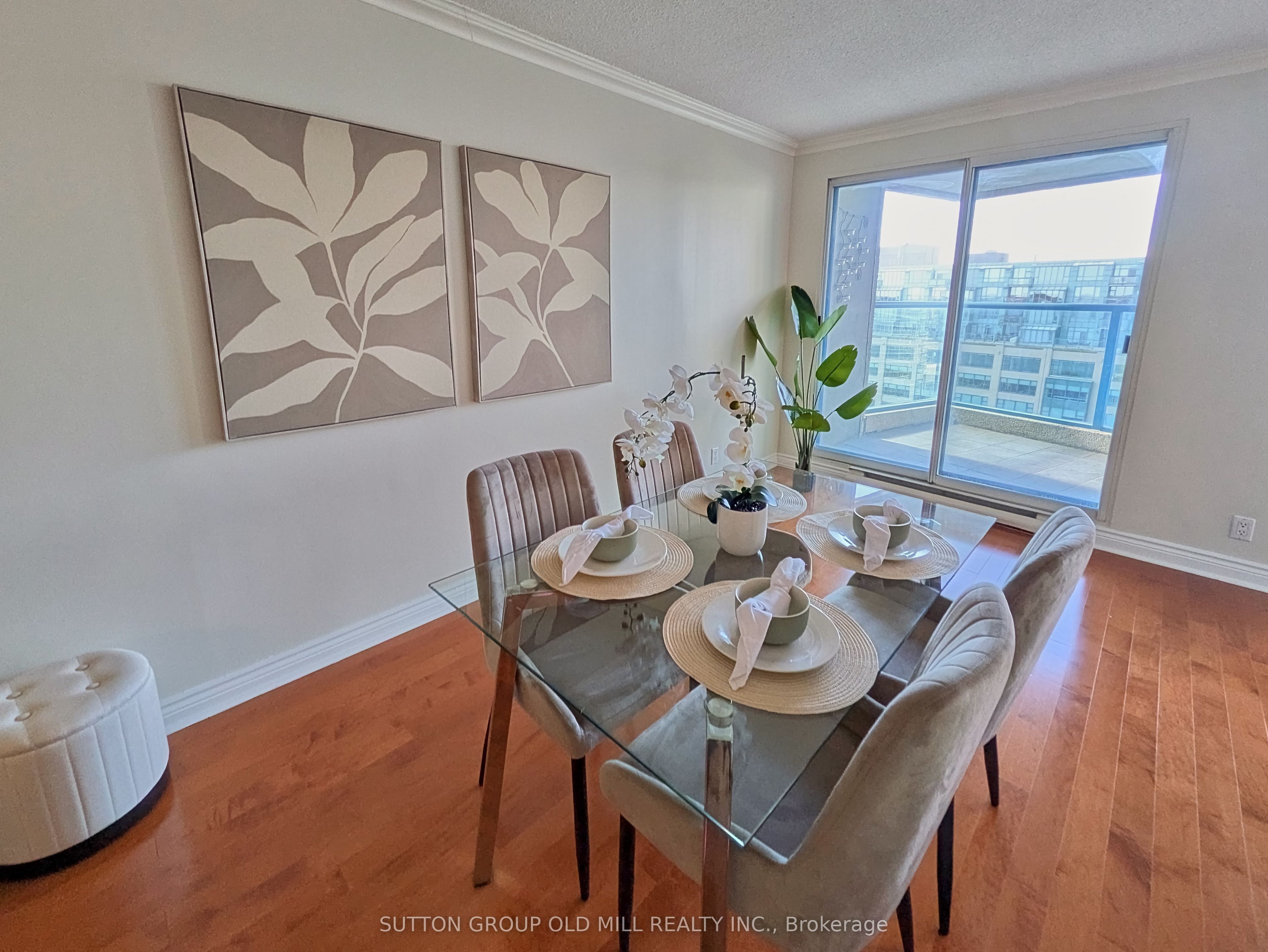 99 Harbour Square 1512