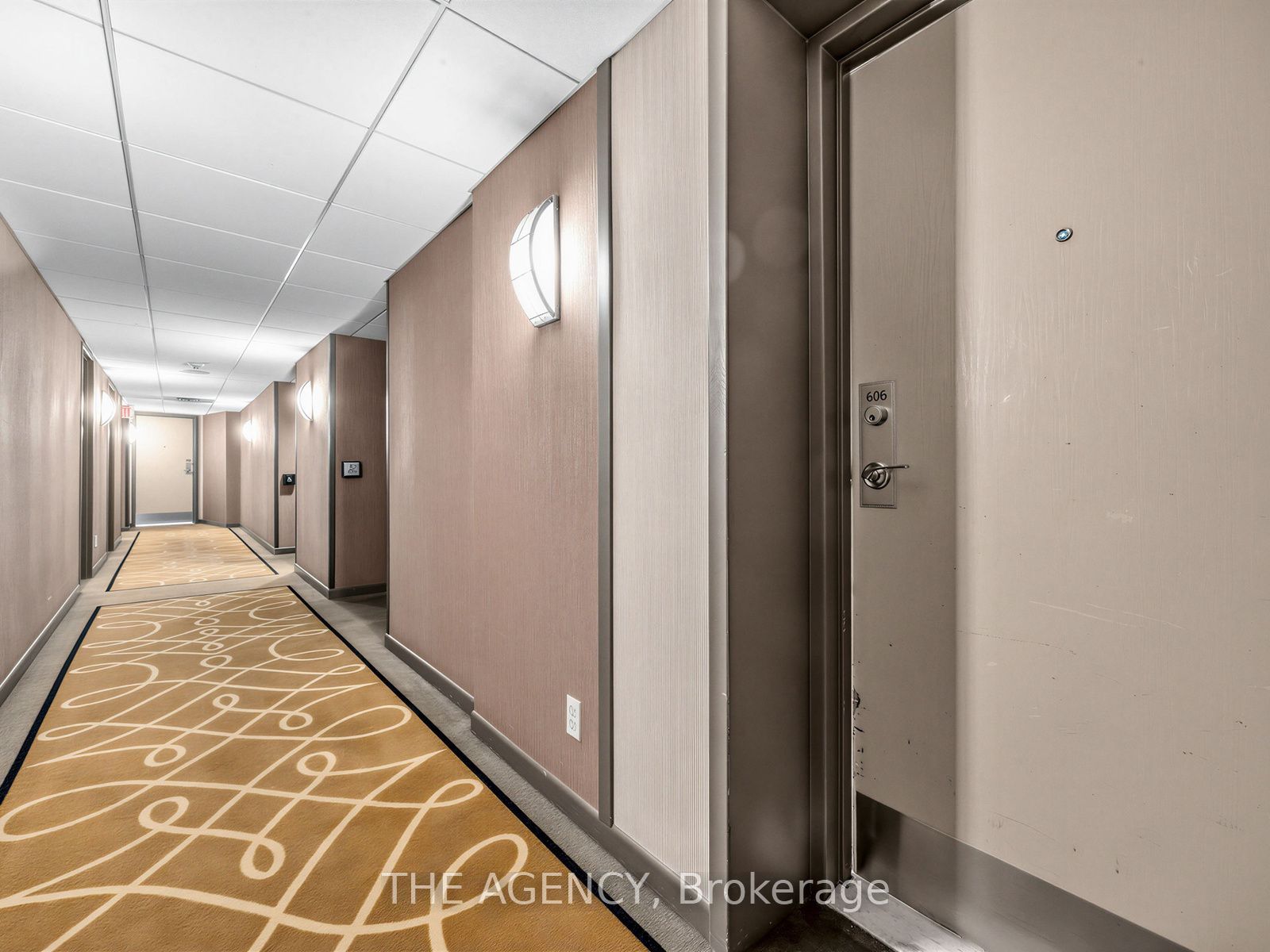 99 Harbour Square 606