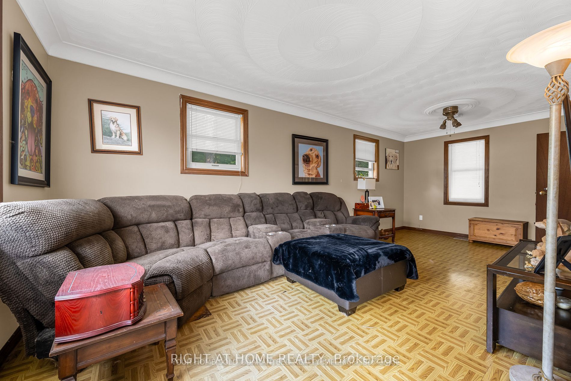 333 LIMERIDGE Road E