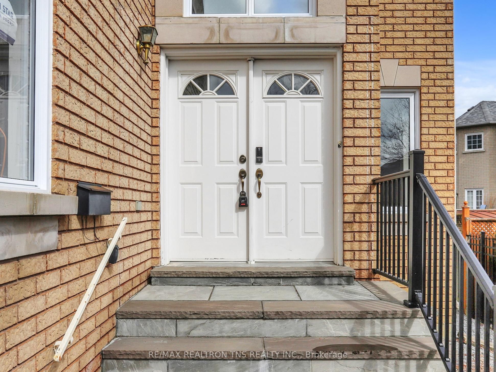 77 Frank Endean Road