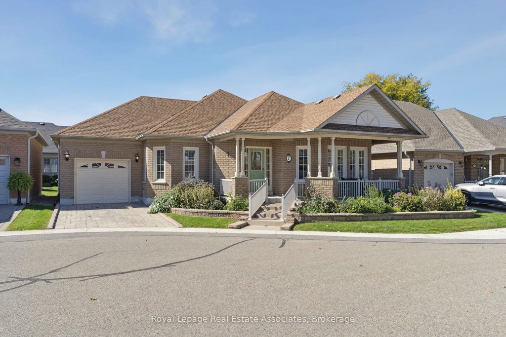 Photo of 7 Powder Mill Court, Brampton, ON L6R 1W5 (MLS # W13230636)