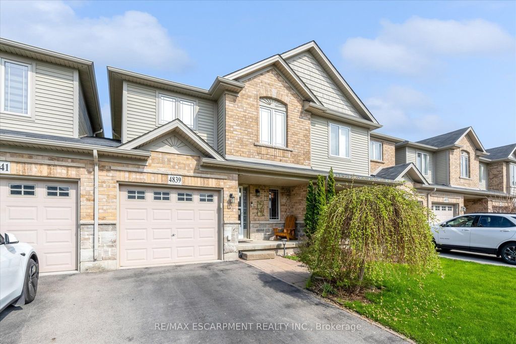 Photo of 4839 Adam Court, Lincoln, ON L3J 1M5 (MLS # X13054738)