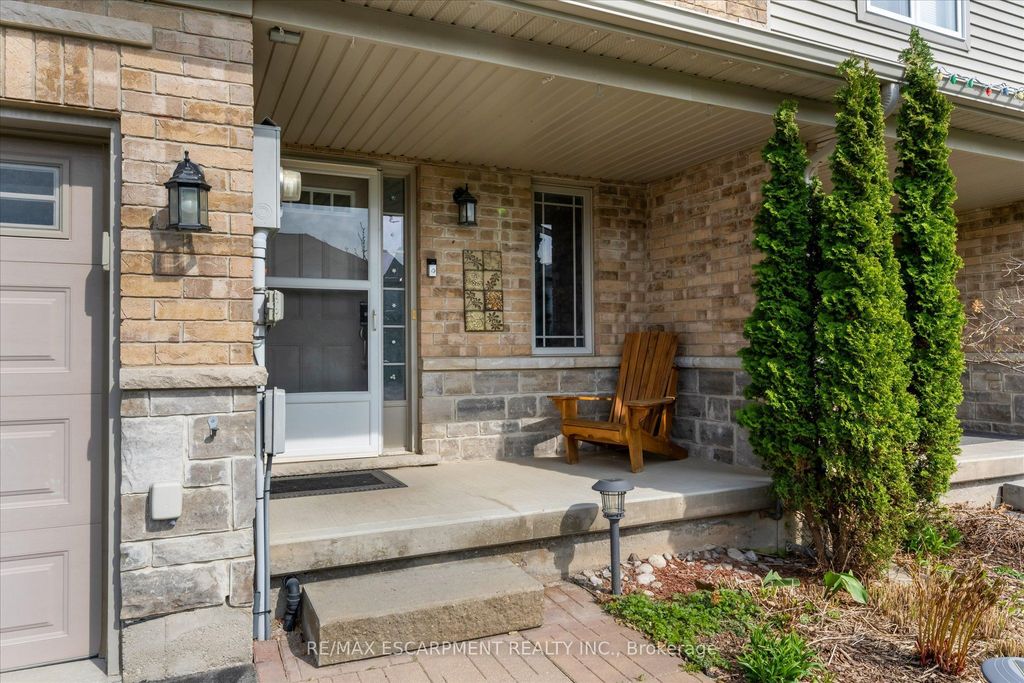 Photo of 4839 Adam Court, Lincoln, ON L3J 1M5 (MLS # X13054738)