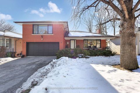 34 Bearbury Drive Toronto ON M9C 2G9