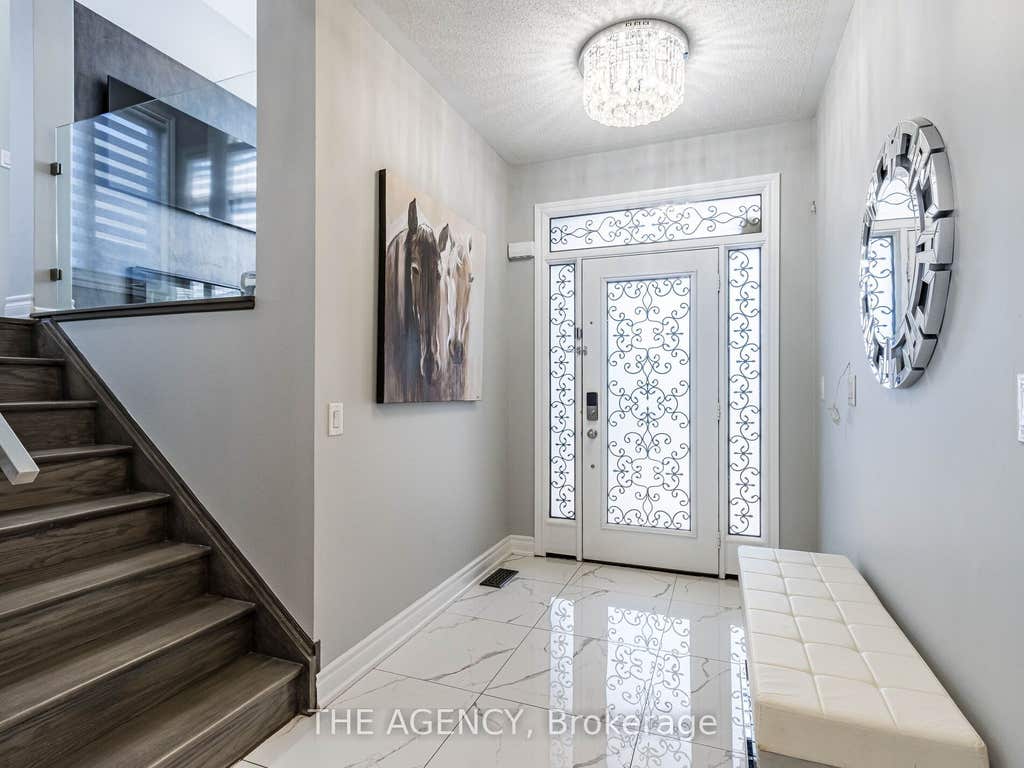 Photo of 612 Serafini Crescent, Milton, ON L9T 7P1 (MLS # W13535896)