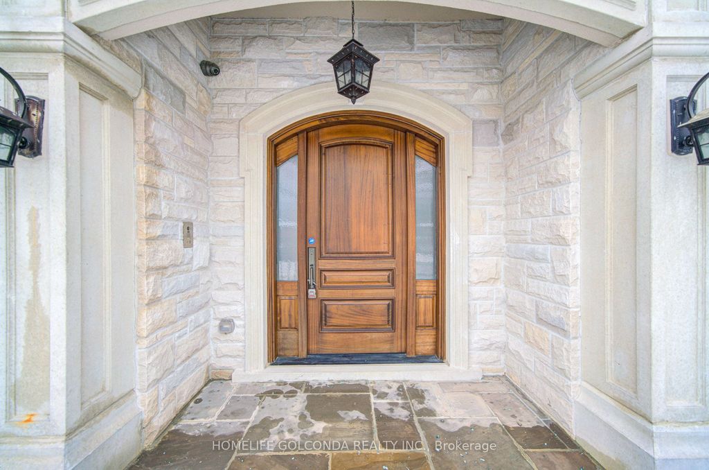 Photo of 57 Roosevelt Drive, Richmond Hill, ON L4C 6V2 (MLS # N12858966)