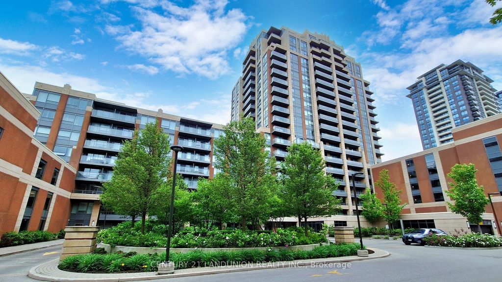 Photo of 18 Uptown Drive #808, Markham, ON L3R 5M5 (MLS # N13015296)