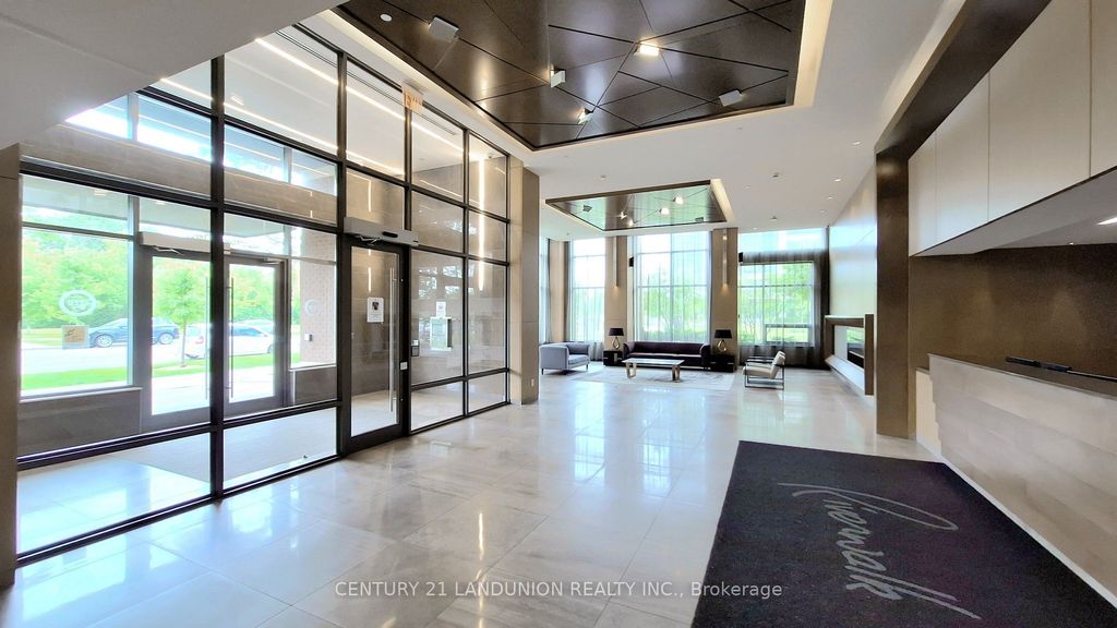 Photo of 18 Uptown Drive #808, Markham, ON L3R 5M5 (MLS # N13015296)