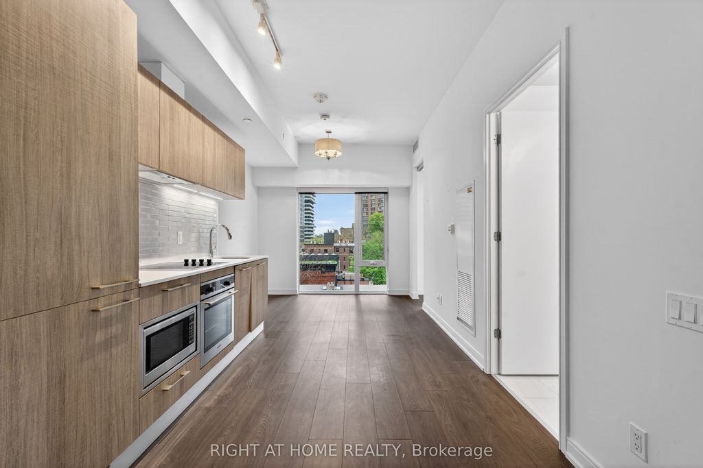 Photo of 3 Gloucester Street #512, Toronto, ON M4Y 0C6 (MLS # C13141318)
