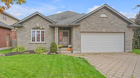 Photo of 62 Elliott Trail, Thames Centre, ON N0M 2P0 (MLS # X12471045)