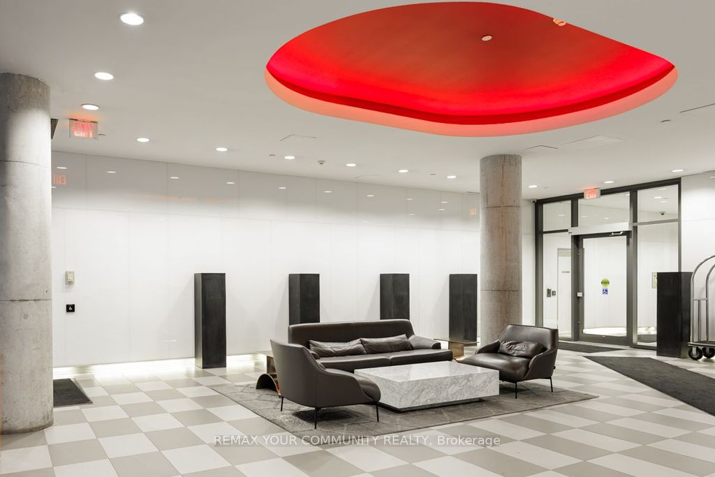 Photo of 560 King Street W #703, Toronto, ON M5V 1M3 (MLS # C12894632)