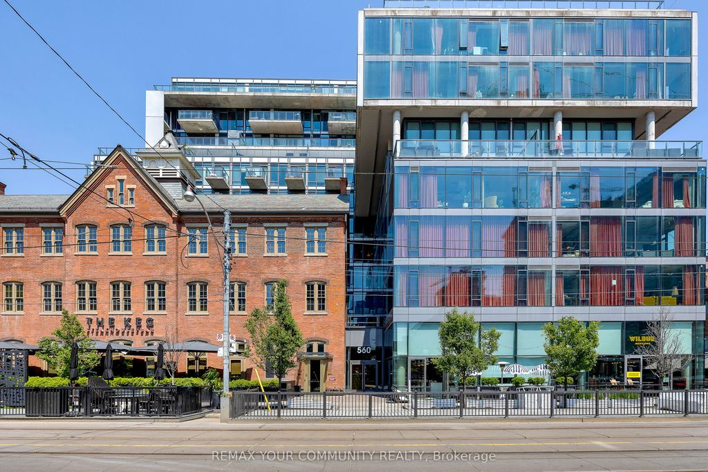 Photo of 560 King Street W #703, Toronto, ON M5V 1M3 (MLS # C12894632)