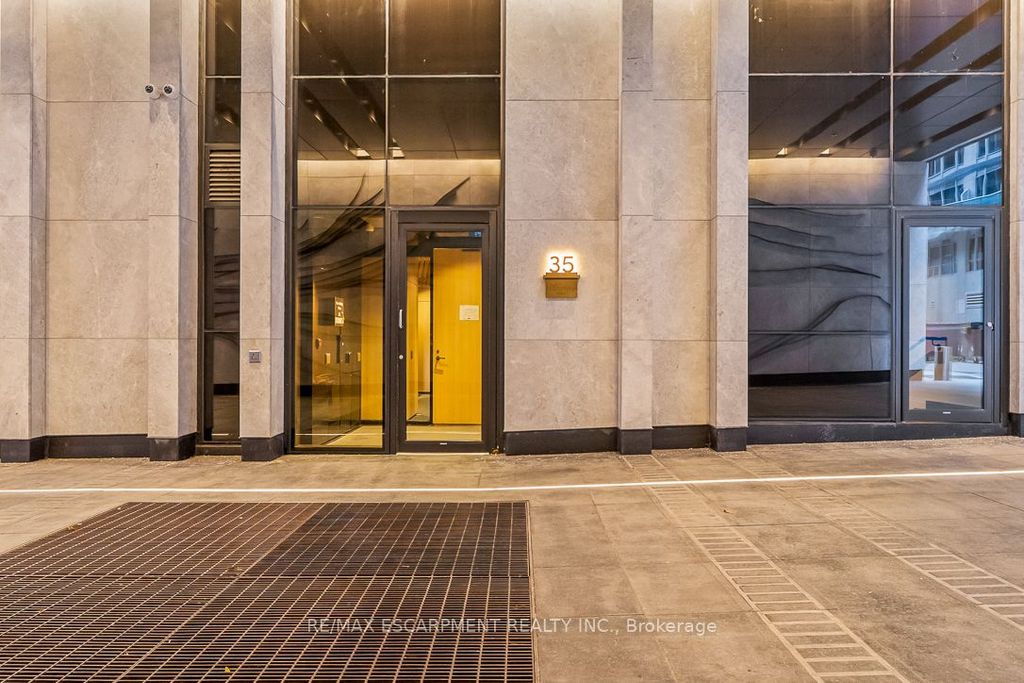 Photo of 35 Mercer Street #3311, Toronto, ON M5V 3C6 (MLS # C12592524)