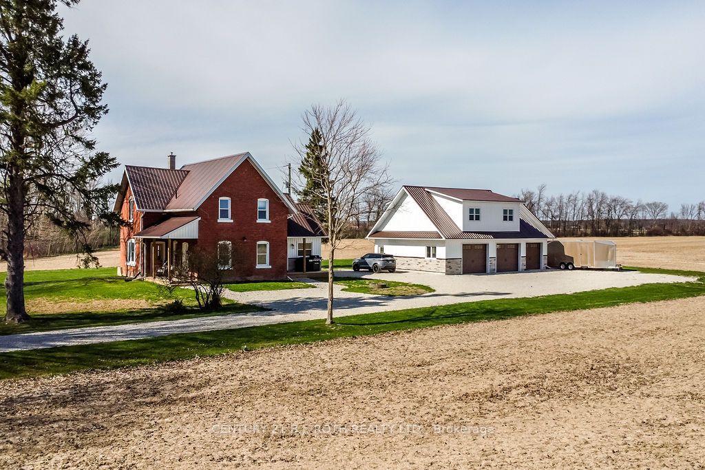 Photo of 1153 Glengarry Landing Road S, Springwater, ON L9X 1E1 (MLS # S13087344)