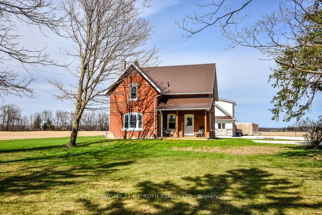 Photo of 1153 Glengarry Landing Road S, Springwater, ON L9X 1E1 (MLS # S13087344)