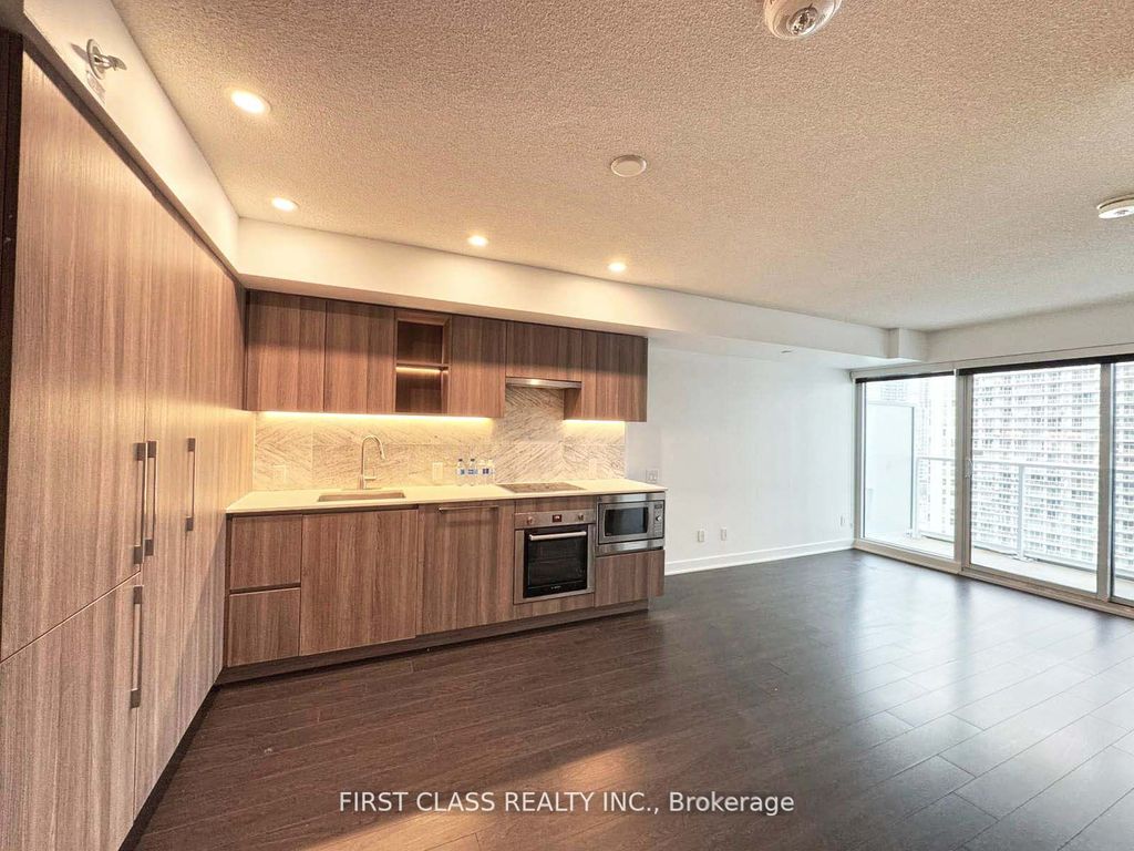 Photo of 19 Bathurst St Street #2008, Toronto, ON M5V 0N2 (MLS # C12348247)