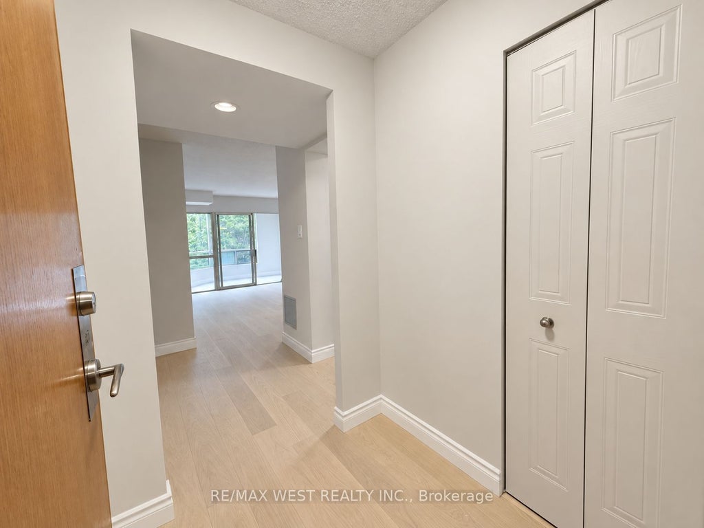 Photo of 3 Hickory Tree Road #305N, Toronto, ON M9N 3W5 (MLS # W13806348)
