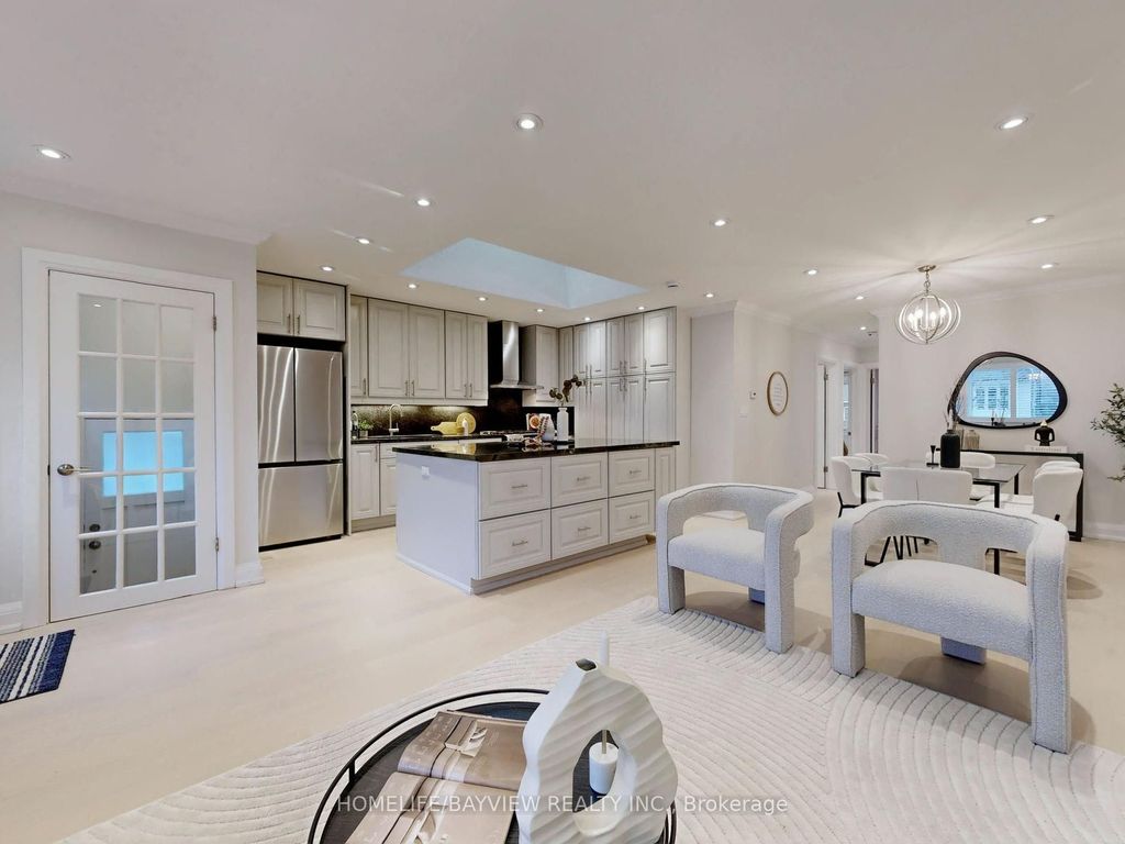 Photo of 1607 Woodbine Heights Boulevard, Toronto, ON M4B 3A3 (MLS # E12897468)