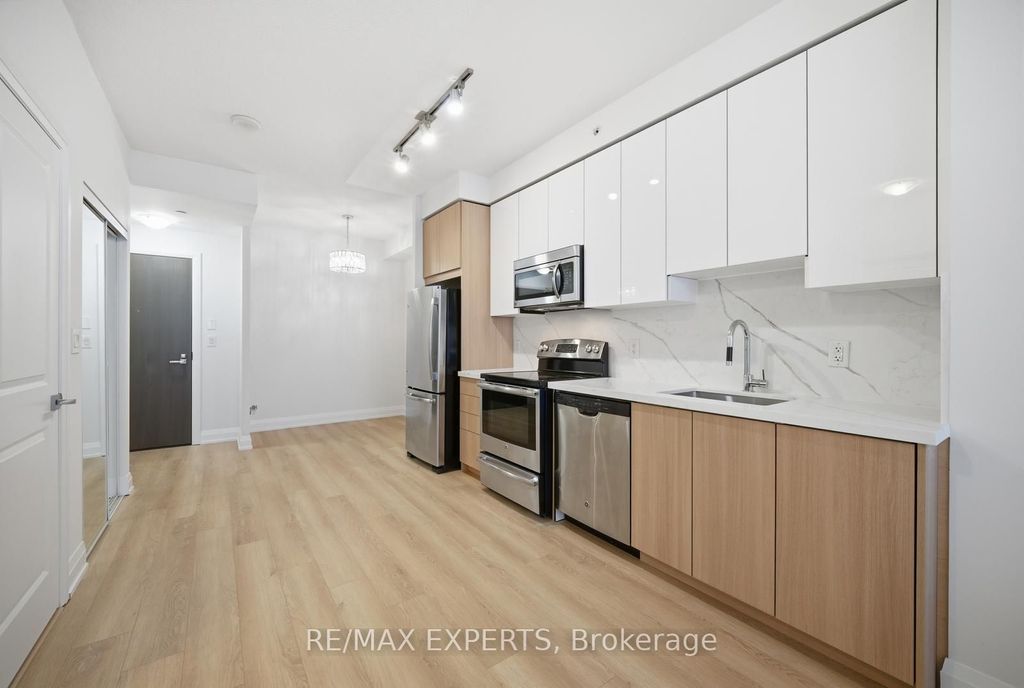 Photo of 7161 Yonge Street #2433, Markham, ON L3T 0C8 (MLS # N12866982)