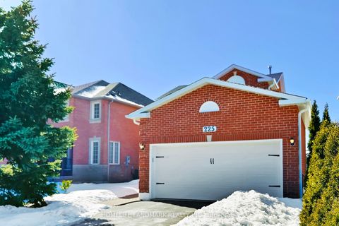 225 Wildwood Trail Mississauga ON L4Z 3S4