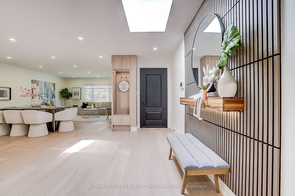 Photo of 34 Elliotwood Court, Toronto, ON M2L 2P9 (MLS # C13056026)
