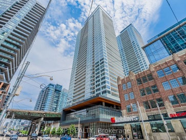 19 Bathurst Street 611 Toronto ON M5V 0N2