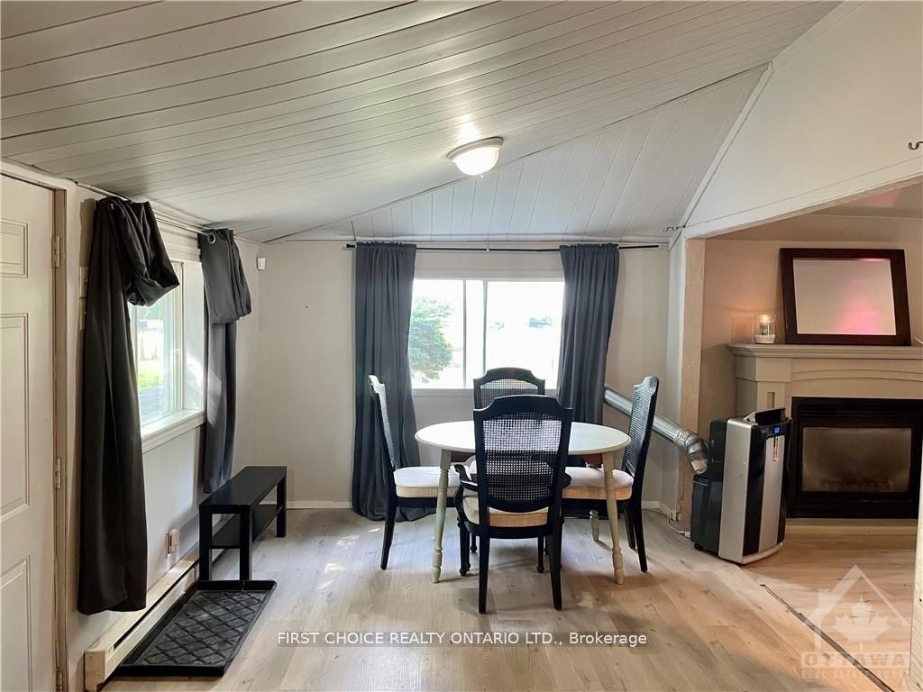Photo of 397 Bayview Drive, Constance Bay - Dunrobin - Kilmaurs - Woodlawn, ON K0A 3M0 (MLS # X12930054)