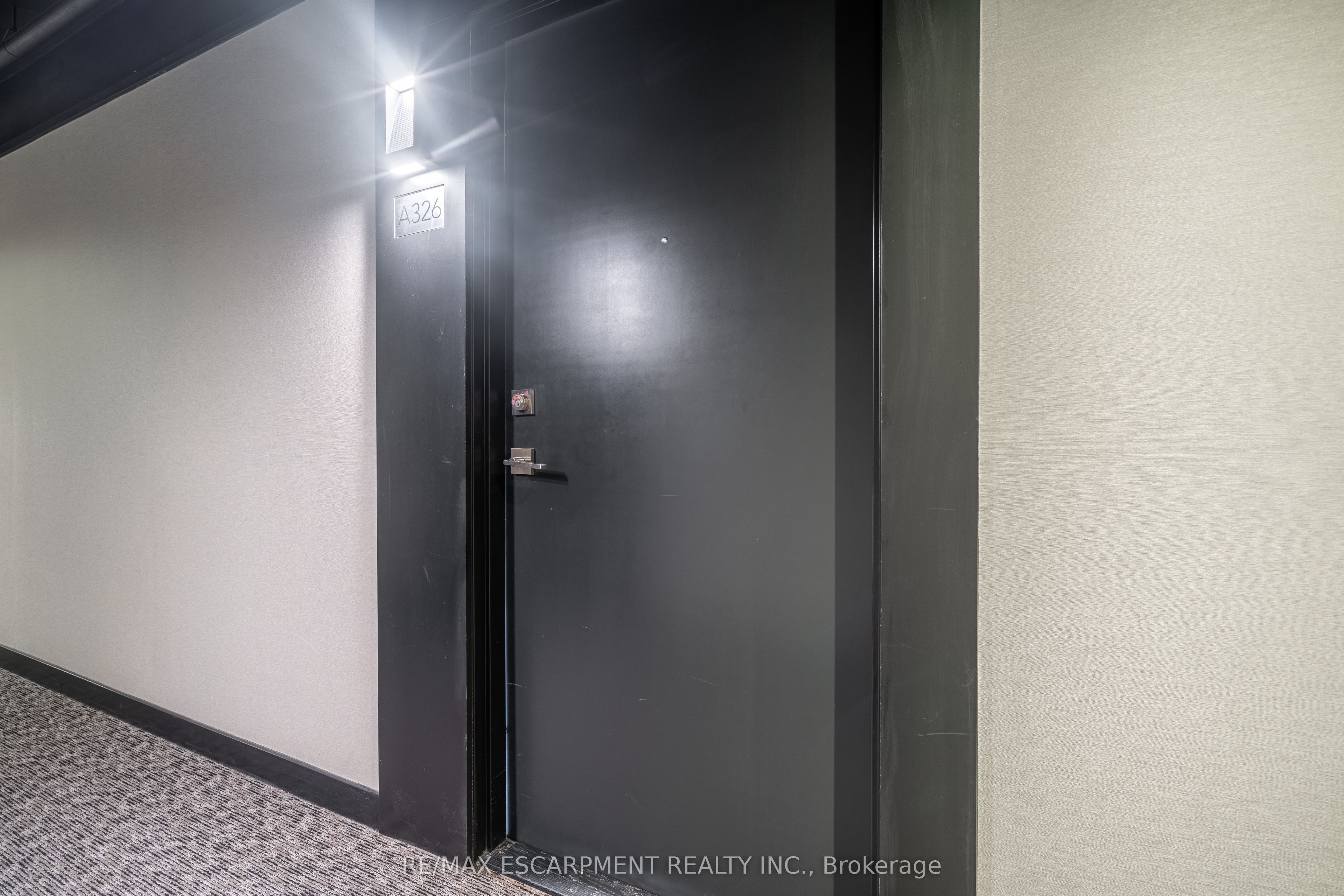 5230 Dundas Street A326