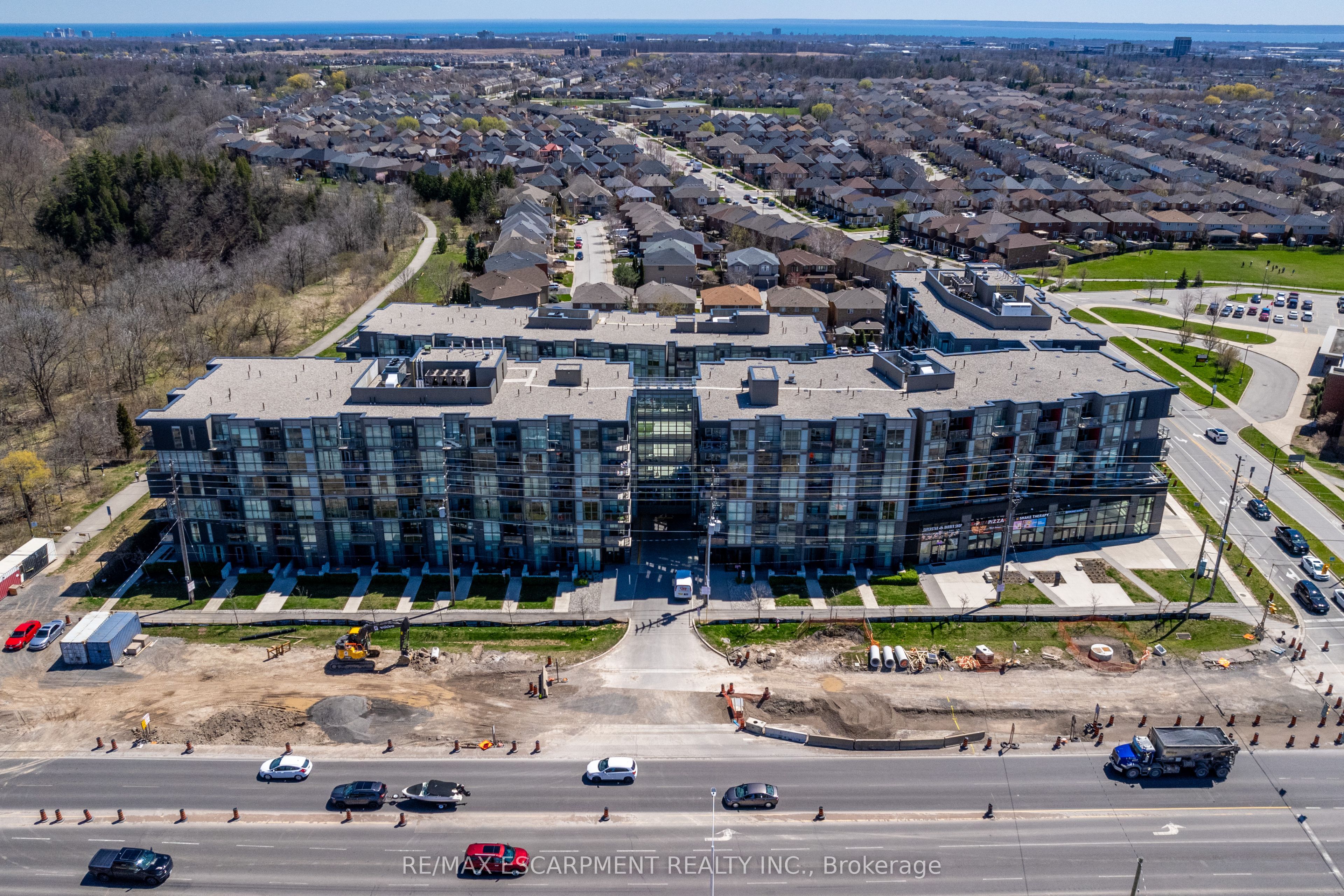 5230 Dundas Street A326